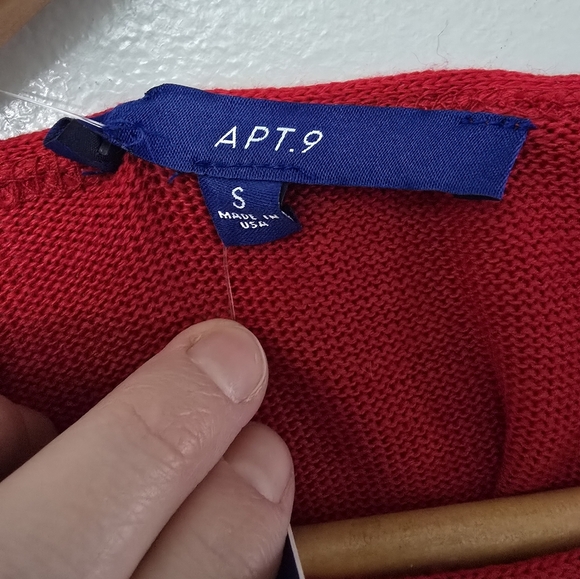 WOMENS Thin Red SWEATER WITH SCARF SIZE Small BY APT.9 NEW - Picture 13 of 14